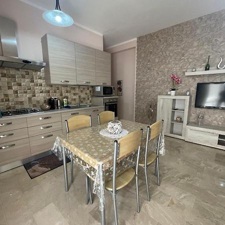 Casa Vacanze Il Girasole Balestrate Kültér fotó